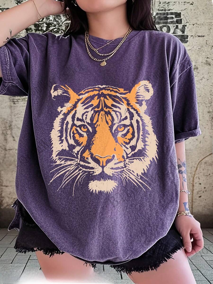 High-Quality Women'S Washed T-Shirt Featuring A Vintage Tiger Print, Perfect For Casual Summer Outings And Beach Wear. This Stylish Graphic Tee Showcases An Animal Design, Making It A Comfortable And  Choice For Daily Wear In Ladies' Street Fa - 紫色 - 查看 1
