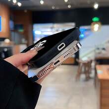 FCB Logo Inspired Phone Case Compatible With  12, 13, 14, 15 Pro,  14 Plus,  15, 16 Pro Max,  17,  17 Pro,  17 Pro Max, And  17 Air. Made Of TPU Material, Anti-Slip And Drop-Resistant, With Classic Straight Edges And A Slightly Frosted Feel. A Great Gift For Yourself, Family, Friends, Lovers, And Boyfriends. - 黑色LB11 - 查看 4
