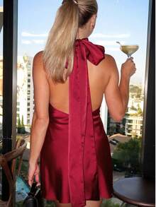 Women Halter Neck Large Bow Back Satin Bodycon Mini Dress Slim Fitted Mock Neck Solid Color Sleeveless Backless A-Line Short Dresses Evening Party Dress Clubwear Night Out CLothes Beachwear Dress - 酒紅色 - 查看 8