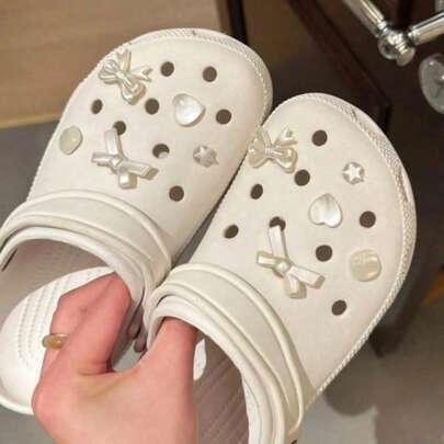 10pcs Cute & Sweet Bowknot Pearl Design Shoe Clips, Elegant Vintage Style Flower Shoe Decorations, Suitable As Women's New Year Gift, Decorative Craft