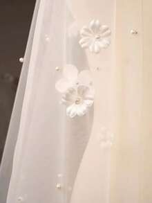 一件法式复古蕾丝荷叶边串珠新娘头纱，纯白色新娘头饰，饰以花卉刺绣薄纱，优雅简约的珍珠头饰，DIY薄纱婚纱配饰，高端浪漫公主风头饰，柔软长款教堂式新娘头纱，适合派对、摄影、正式晚宴、华尔兹、仙女装扮、教堂婚礼、短途旅行，浪漫清新。情人节、派对、婚礼的完美配饰。 - 彩色 - 查看 3