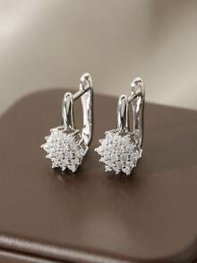 1 Pair Of Fashionable And Exquisite Flower Earrings With Copper Material Inlaid With Zirconia Temperament, Suitable For Daily Festivals, Parties, Birthdays, And Can Be Given As Gifts To Friends And Lovers - Flower Earrings - View 8