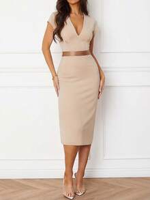 优雅女士针织V领中长连衣裙，短袖修身系带中长连衣裙，适合办公室穿着，夏季针织中长连衣裙。优雅中长连衣裙 - 杏色 - 查看 5