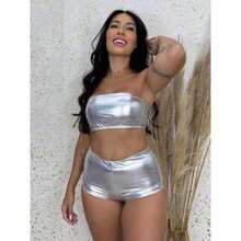 Conjunto Hot Pants Top com Bojo Removível + Calcinha Hot Pant Metalizado Dança Carnaval  Tendecia Gringa Bloquinho - Prata - Visão 1