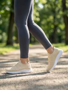 Women's Lightweight Breathable Walking Shoes - Comfortable Mesh Sports Shoes With Stable Support, Four-Season Casual Fashion Footwear, Women's Sneakers, Stylish Design - 米色 - 查看 6