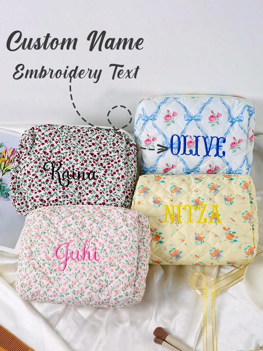 客製化刺繡化妝包，可客製姓名，粉色花卉格紋絎縫化妝包，伴娘新娘化妝收納袋，適用婚禮與新娘派對，大容量旅行化妝包，送禮首選