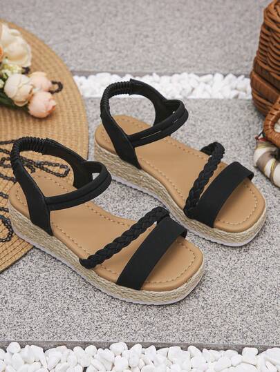 1双少女黑色厚底凉鞋，夏季舒适轻便童鞋，方头时尚凉鞋，适合上学和日常穿着