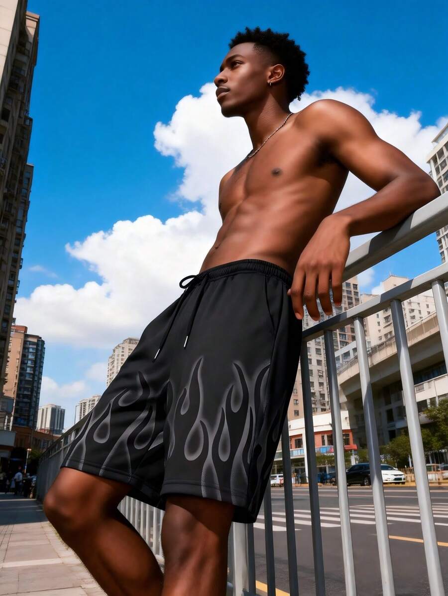 Quần short nam dáng casual in hình ngọn lửa, có dây rút ở eo. - màu đen - Xem 1