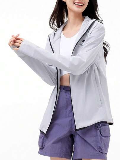 CAMEL CROWN 女士户外防晒外套，防紫外线、防水、凉爽、吸湿排汗、速干。适合春夏季节穿着。男女通用款。