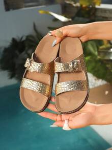 2026 Summer Women's Fashion Crocodile Embossed Mule Flat Slippers, Slip-On Thick Sole Single Buckle Outdoor Sandals, Casual Commute Vacation Soft Bottom Lightweight Beach Shoes - Gold - View 3