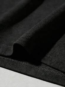 1 Pc Men's Clothing Common Sense Slogan Printed Black Tshirt, Graphic Tee, Summer Tops, Shirt, Unisex Casual Crew Neck Tshirt, Plus Size Men's 5XL, Lightweight 220 G/M² Knitted Fabric, Machine Washable, Suitable For Spring/Summer/Autumn Wear Christmas, Halloween, Thanksgiving - 黑色 - 查看 5