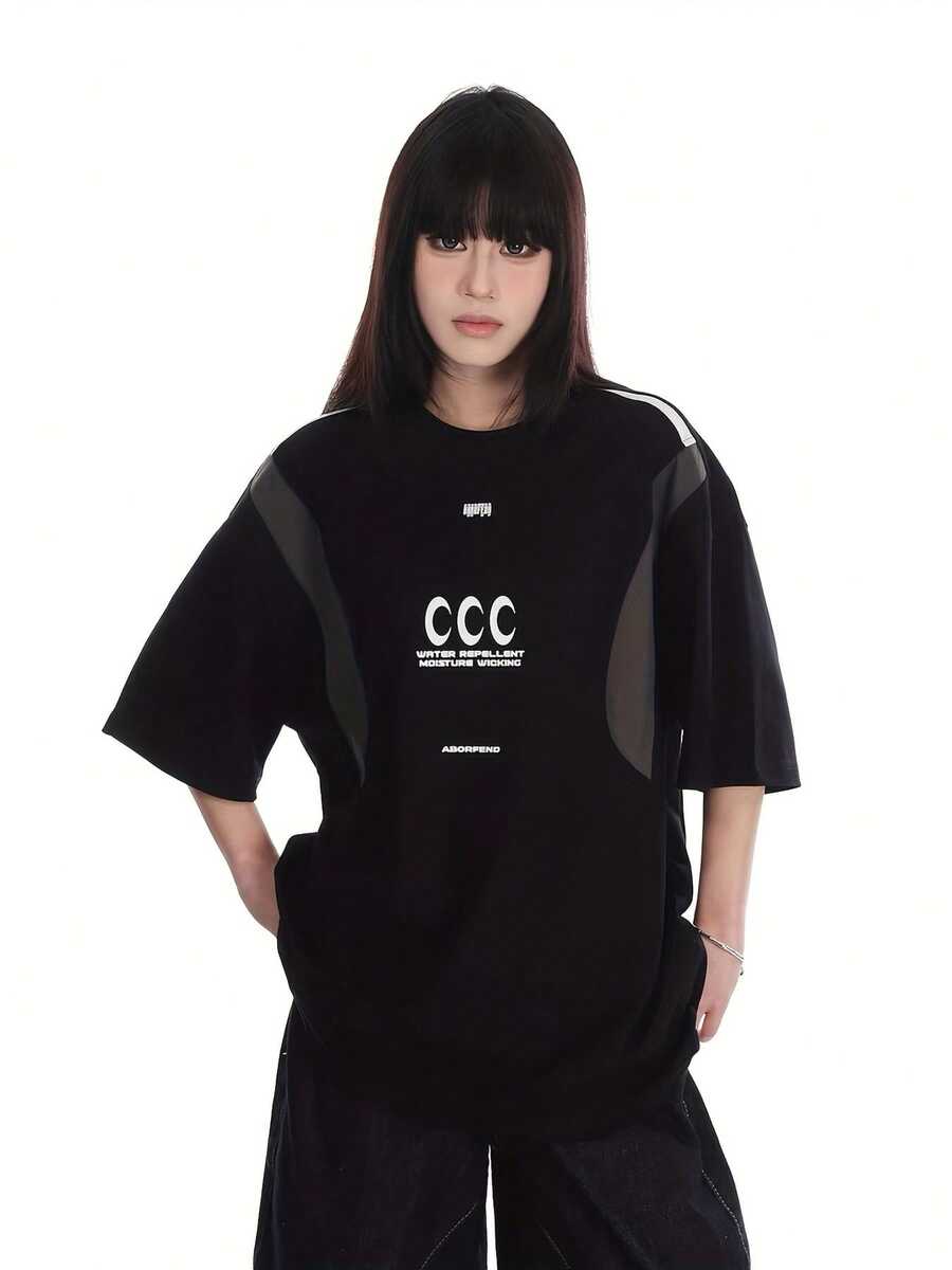 Moderna camiseta negra estampada casual para mujer, diseño oversize cómodo para uso diario, disponible en tallas S, M, L y XL, moda urbana, de estilo relajado. - Negro - Ver 1