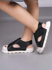 1 par de sandalias planas y lindas con diseño simple, de PU con , suela suave antideslizante, apropiadas para bebés en la playa durante el verano - Negro - Ver 1