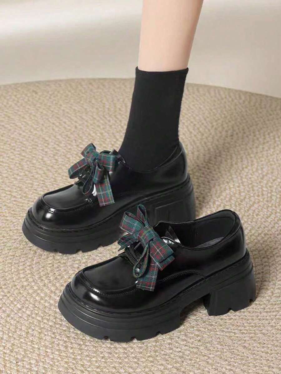 Women's Fashion Thick Sole Lace-Up Loafers, Bowknot British Style Slip-On Shoes, Autumn/Winter 2026 - Black - View 1