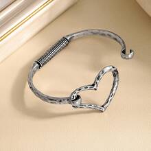 时尚亮面手镯，女士镂空心形设计，街头风配饰 - 銀色 - 查看 2