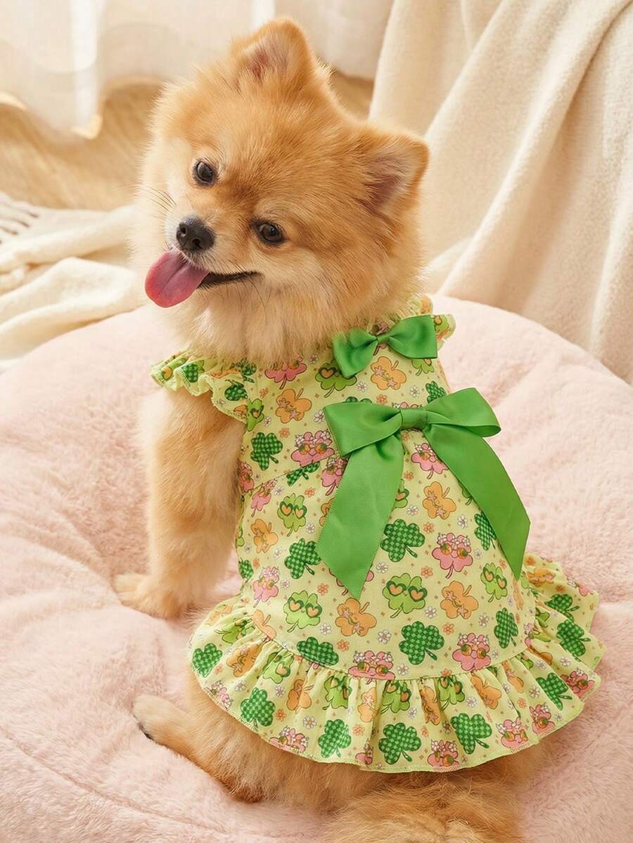 1件圣帕特里克节三叶草印花狗狗连衣裙，双层蝴蝶结袖宠物公主裙，适合小型至中型犬（泰迪犬、博美犬等），作为节日焦点服装！ - 彩色 - 查看 1
