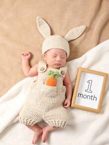 Bộ 3 món đồ chơi móc len thủ công cho bé sơ sinh: Mũ, yếm và búp bê nhồi bông hình củ cà rốt, thích hợp làm quà tặng khi tắm, sinh nhật hoặc chụp ảnh. - Màu be - Xem 2