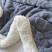 1 Sherpa Wool Blanket 90*90 Queen - 3D Jacquard Cotton Flannel, Warm And Comfortable, Suitable For Naps, Office Use, Camping, And Sofa Use - Multi-Purpose Polyester Fiber Bedspread - 霧霾藍 - 查看 6