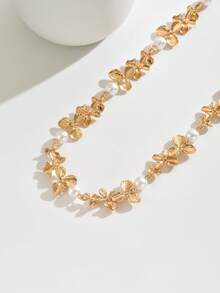 1pc Adjustable Golden 3-Petal Flower Necklace, Elegant, Luxury Design, Versatile, Faux Pearl Flower Jewelry Necklace Suitable For Women's Daily Wear, Beach, Party, And Gift - Gold - View 3