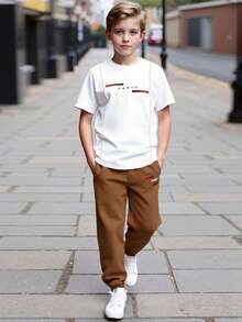 Boys/Toddler Boys' Spring/Summer Short Sleeve T-Shirt And Pants 2-Piece Set, Letter & Stripe Print Design, Round Neck, Comfortable, Casual, Versatile Outfit - Brown - View 2
