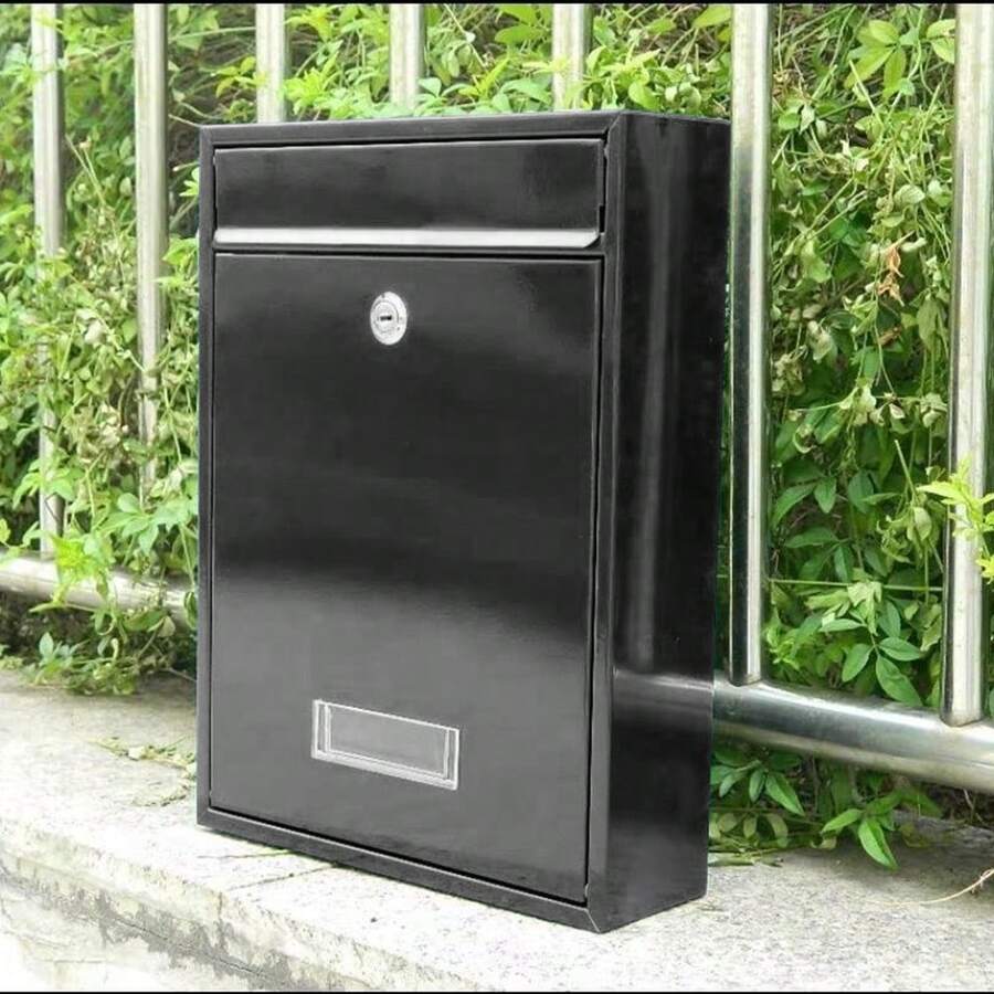 1PC Outdoor Lockable Mailbox With Key. This Large Wall-Mounted Mailbox Features A Security Lock To Ensure Secure Mail Collection. It Is Made Of Metal And Is Black In Color. - Black - View 1