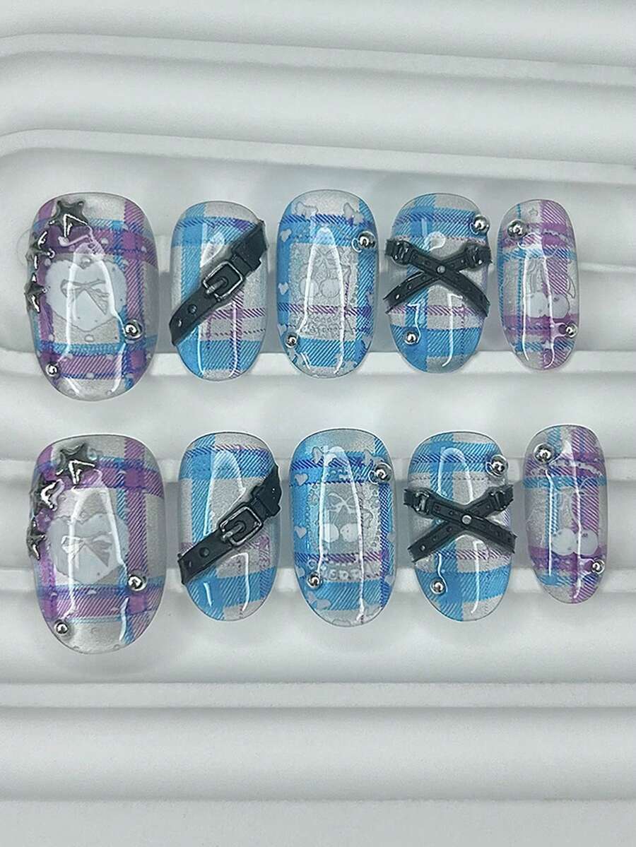 10片Y2K霓虹蓝紫色格子椭圆形按压式美甲贴片，手工3D星星铆钉蝴蝶结樱桃短款可爱坏女孩猫眼闪粉假指甲美甲用品（1张果冻贴纸+1把指甲锉）手工按压式美甲贴片 - 藍色 - 查看 1