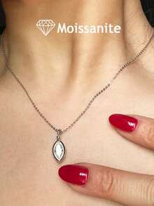 1pc 1.5ct Moissanite Leaf Shaped Necklace, Hypoallergenic S925 Sterling Silver Clavicle Chain, Versatile Necklace, Elegant Gift - Silver - View 2