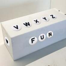 26颗圆形自粘黑白字母亚克力散珠，字母贴纸，字母标签，适用于剪贴簿、手工DIY、日记本、笔记本、标牌、拼贴相册 - 彩色 - 查看 3
