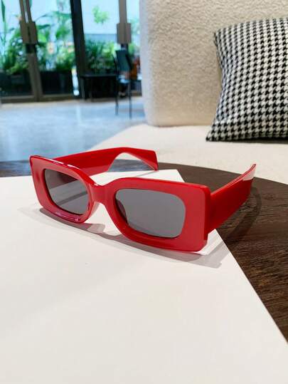 复古长方形小框红色时尚眼镜，女士塑料休闲装饰日常佩戴