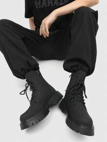 时尚哑光高帮男士踝靴，厚底防滑，复古工装靴，男士圆头户外黑色靴，复古靴 - 黑色 - 查看 3