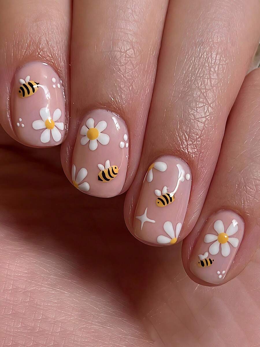 24片装美甲贴片，可爱蜜蜂与碎花图案，清新春夏田园风，适合女性日常佩戴，也适合节日和派对场合。 - 黃色 - 查看 1