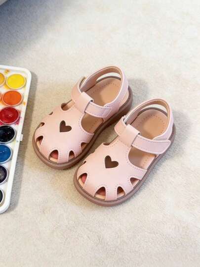New Girls Toddler Sandals With Heart Decor, Closed Toe Design, Soft Sole Anti-Slip, Lightweight & Comfortable For Summer