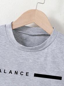 Tween Boy Letter Graphic Print Round Neck Short Sleeve T-Shirt And Shorts - Grey - View 4