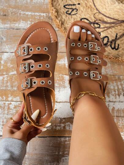 Women's Wide Width Spring/Summer Buckle Design Flat Sandals, Comfortable Outdoor Punk Style Rivet Attention-Grabbing Versatile Casual Fashion Comfortable Slip-On Beach Flat Sandals