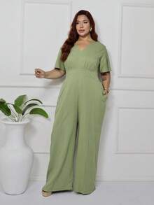 Women's Plus Size Plain Long Jumpsuit, Wide Leg, Short Sleeve, V-Neck, Ruched Front, Comfortable - Verde Oliva - Ver 4