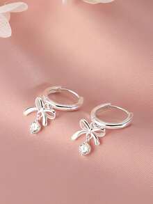 1 Par de Brincos de Prata Esterlina S925 Laço Fofo, Projetado para Meninas, Hipoalergênico, com Coração, Laço e Brincos de Zircônia Cúbica, Adequado como Presente de Aniversário para Meninas - Arco - Visão 5