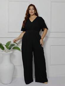 Women's Plus Size Plain Long Jumpsuit, Wide Leg, Short Sleeve, V-Neck, Ruched Front, Comfortable - Negro - Ver 8