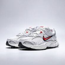 Women's W NIKE V5 RNR Casual Sports Shoes, Low-Top HQ7901-108 - Light Grey - View 5