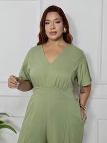 Women's Plus Size Plain Long Jumpsuit, Wide Leg, Short Sleeve, V-Neck, Ruched Front, Comfortable - Verde Oliva - Ver 9