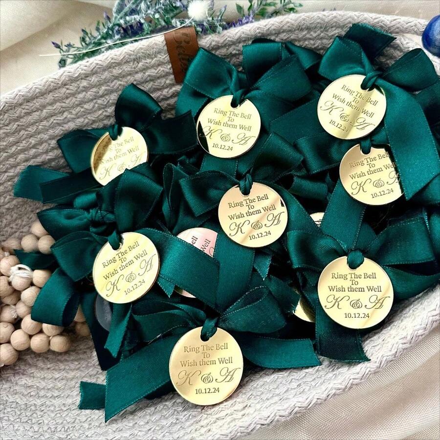 Emerald Green Tag, Mother's Day Tag, Wedding Name Tag, Acrylic Label, Save The Date Tag, Baptism Day Tag, Reception Token, Luxury Tag Charm,Custom Name Acrylic Sign,Personalized Acrylic Gift,Personalized Wedding Favor Acrylic,Birthday Acrylic Decor - Multicolor - View 1
