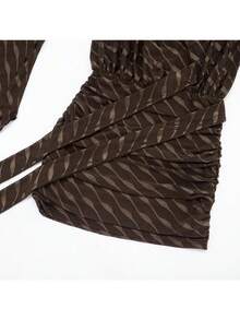 Fashion Women's Wave V-Neck Horn Long Sleeve Halter Hip Wrap Sexy Dress - 棕色 - 查看 6