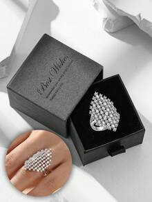 Gift Box Cubic Zirconia Geometric Rings, Luxurious Jewelry For Women's Party And Banquet, Made Of Copper Material That Resists Fading And Allergies, Ideal Holiday Gift - Silver - View 1