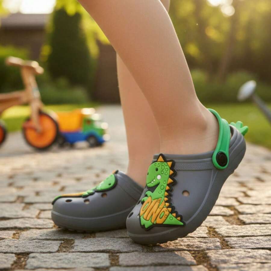 Sandalia Infantil para meninos dinossauro babuche - Cinza - Visão 1