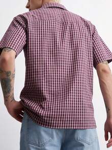 Áo sơ mi nam kiểu retro sinh viên, dáng regular fit, kẻ sọc đỏ trắng, tay ngắn, món đồ thiết yếu cho phong cách đường phố đô thị. - Nhiều màu - Xem 3