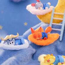Miniso Đồ trang trí hộp bí ẩn Judy/Nick trong phim "Zootopia" của Disney - Chất liệu nhựa + Thiết kế nằm thư giãn dễ thương, tông màu nhẹ nhàng, đồ trang trí bàn làm việc/Bộ sưu tập hộp bí ẩn/Sản phẩm Zootopia (Ngẫu nhiên 1 chiếc) - Nhiều màu - Xem 3