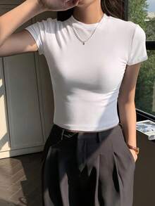 女款圓領短袖T恤，夏季新款純色休閒百搭，美式辣妹風，時尚修身短版上衣 白色 - 白色 - 查看 6