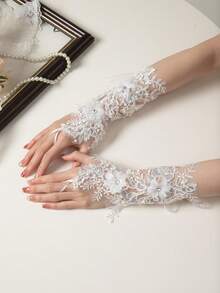 1 Pair Lace Rhinestone Flower Crochet Wedding Gloves - Solid Color - View 2