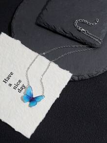 1pc INS Style Blue Butterfly Clavicle Chain, Fashion Versatile Minimalist 3D Realistic Blue Butterfly Necklace For Women - Silver - View 2