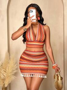 AIJ Amarilo 橙色假日印花性感深V领露背吊带背心和流苏边迷你裙两件套，休闲通勤、外出、海滩、夏季新款女装（随机印花） - 彩色 - 查看 6