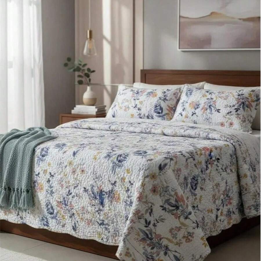 Double-Sided Ultrasonic Boutis Quilt Set (3 Pieces) With Pillowcase - Boston - View 1